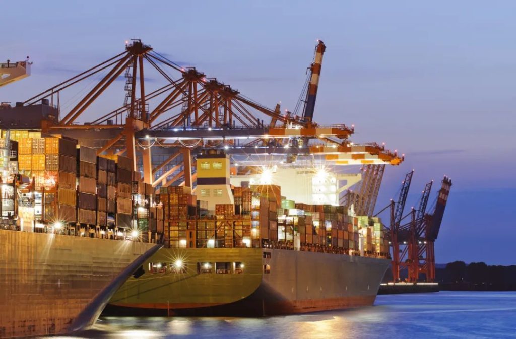 从东南亚突围看中国外贸3.0:不出海,就出局!——2025跨境出海峰会